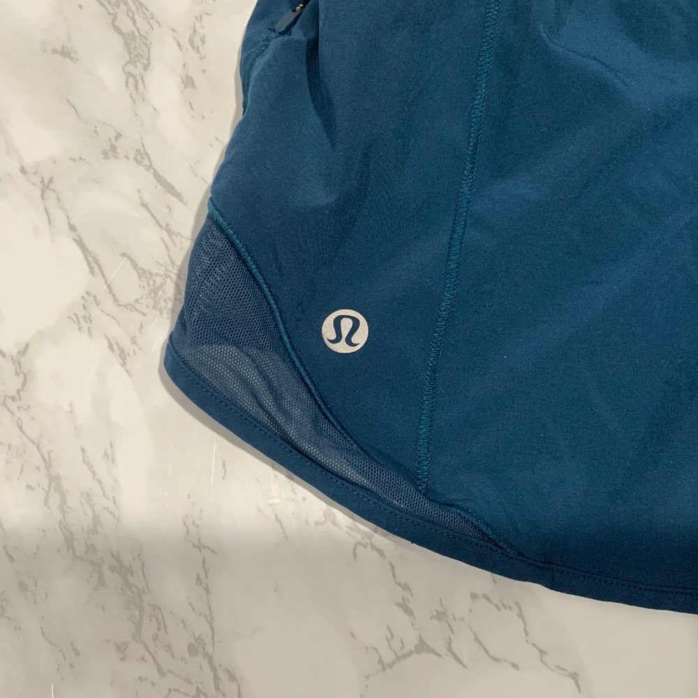 Lululemon Sz 6 Hotty Hot Short II (Long 4") Night Tide - Picture 8 of 9